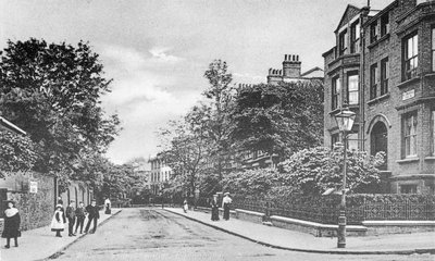 Willow Bridge Road, Canonbury, Islington von English Photographer